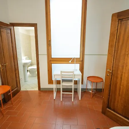 Cozy With A Strategic Position Lägenhet