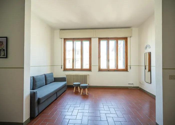 Cozy With A Strategic Position Apartment *